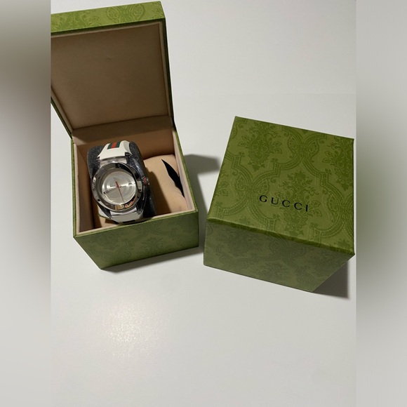 ***GUCCI***Gucci Sync YA137102 Men’s Watch
Case Material:  Stainless Steel - Picture 14 of 16